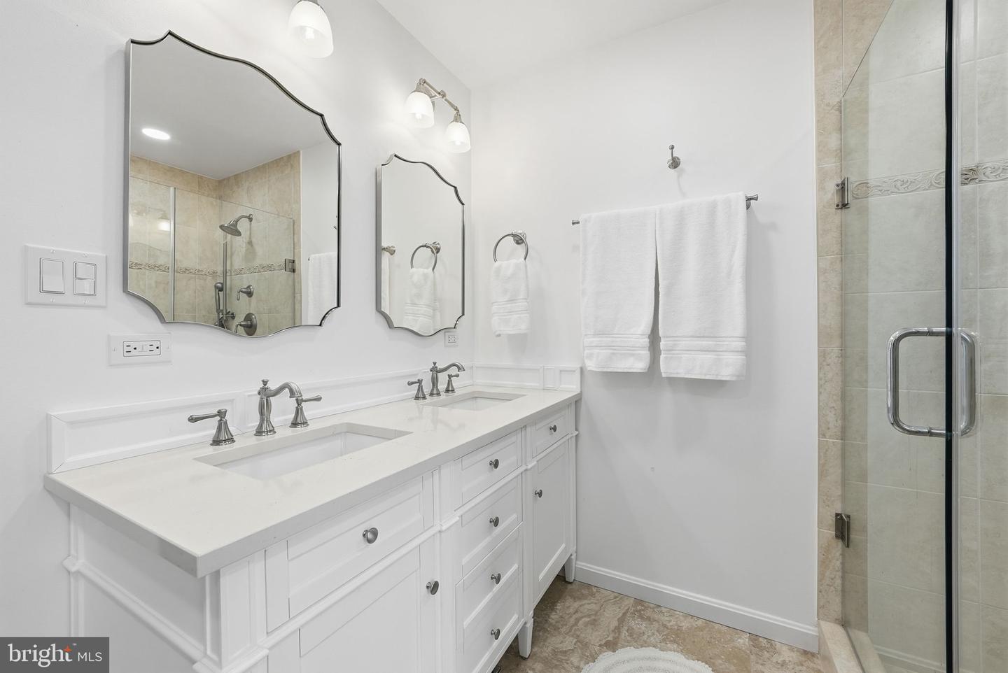 6321 BARSKY CT, FAIRFAX STATION, Virginia 22039, 4 Bedrooms Bedrooms, ,3 BathroomsBathrooms,Residential,For sale,6321 BARSKY CT,VAFX2287696 MLS # VAFX2287696