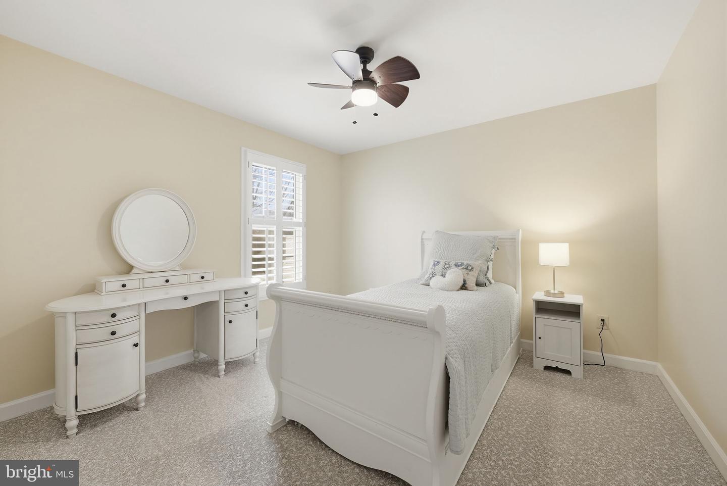 6321 BARSKY CT, FAIRFAX STATION, Virginia 22039, 4 Bedrooms Bedrooms, ,3 BathroomsBathrooms,Residential,For sale,6321 BARSKY CT,VAFX2287696 MLS # VAFX2287696