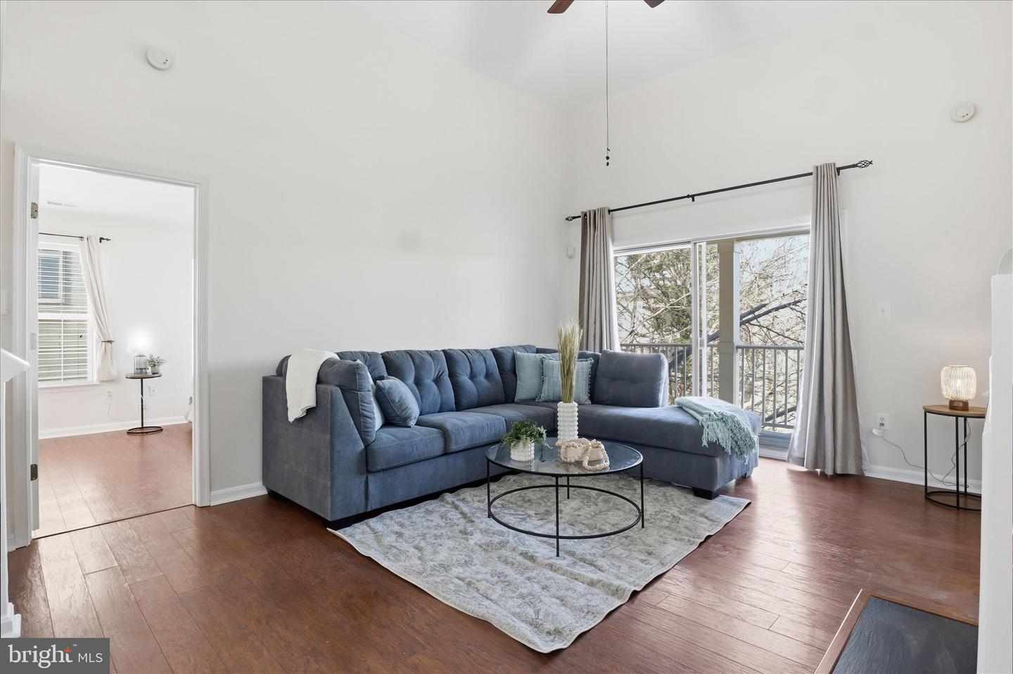 1067 GARDENVIEW LOOP #302, WOODBRIDGE, Virginia 22191, 2 Bedrooms Bedrooms, ,2 BathroomsBathrooms,Residential,For sale,1067 GARDENVIEW LOOP #302,VAPW2111368 MLS # VAPW2111368