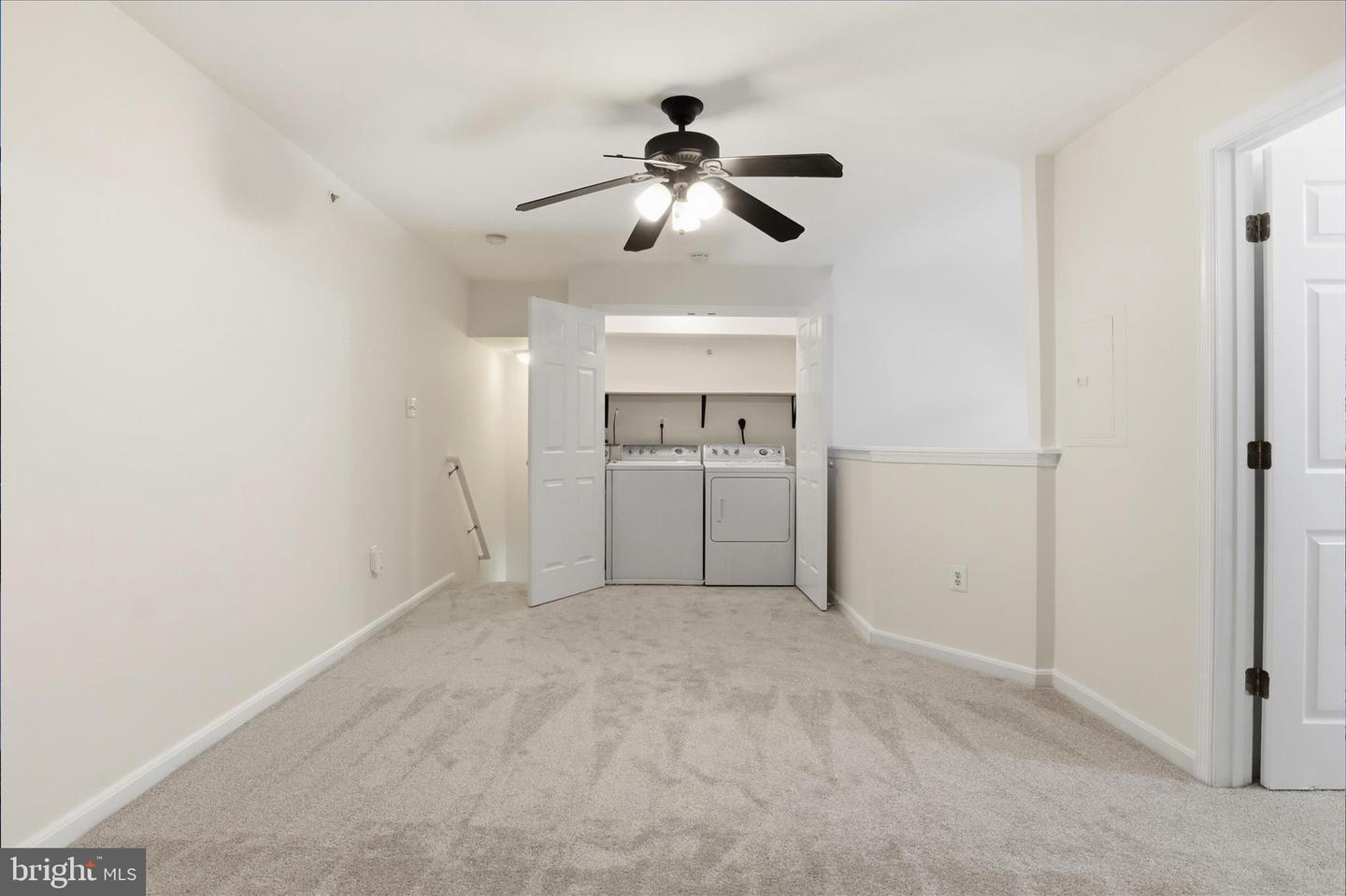 1067 GARDENVIEW LOOP #302, WOODBRIDGE, Virginia 22191, 2 Bedrooms Bedrooms, ,2 BathroomsBathrooms,Residential,For sale,1067 GARDENVIEW LOOP #302,VAPW2111368 MLS # VAPW2111368