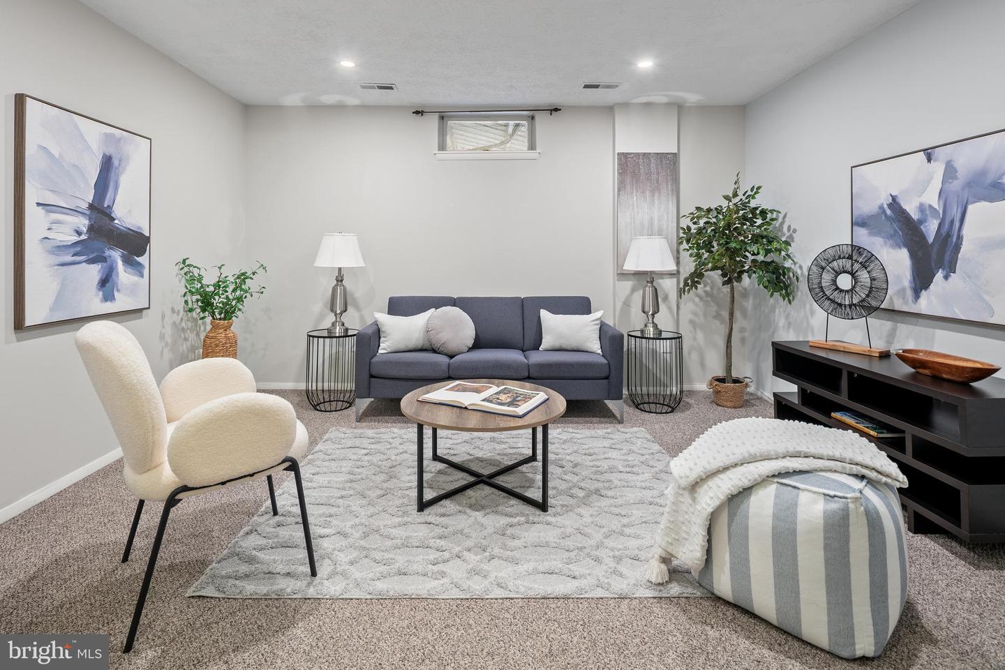 1638 10TH ST S, ARLINGTON, Virginia 22204, 3 Bedrooms Bedrooms, ,2 BathroomsBathrooms,Residential,For sale,1638 10TH ST S,VAAR2068216 MLS # VAAR2068216