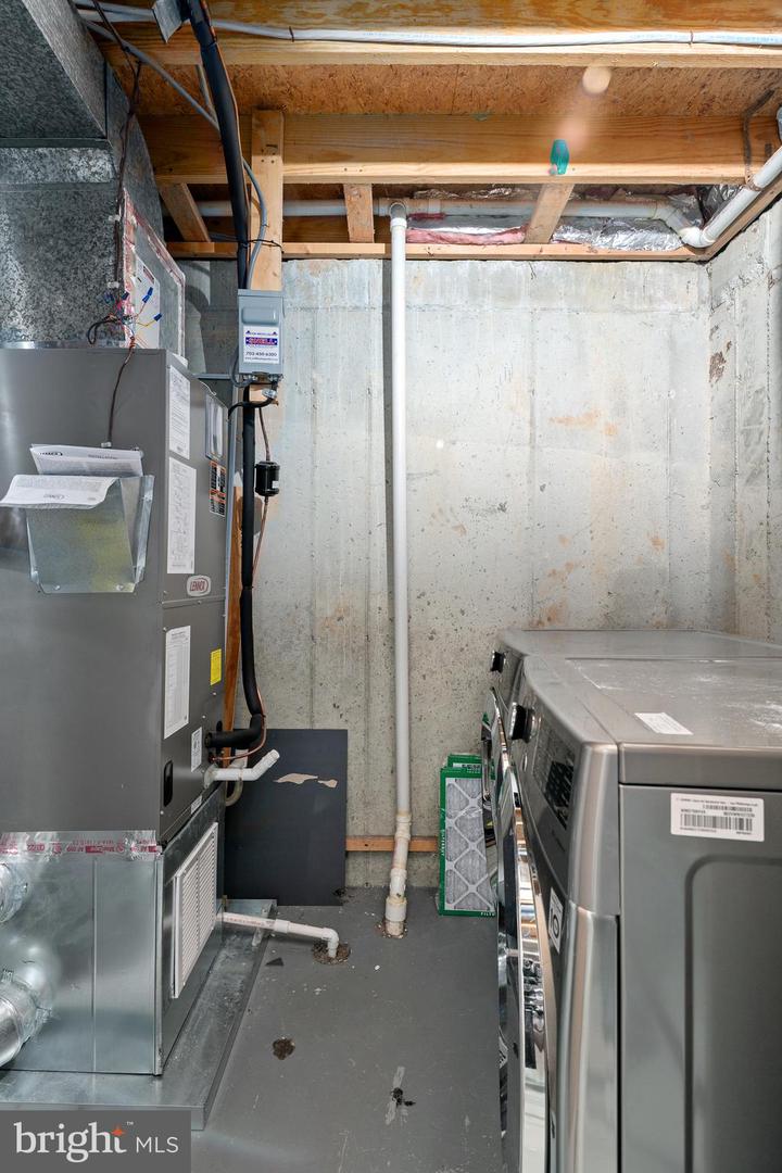 1638 10TH ST S, ARLINGTON, Virginia 22204, 3 Bedrooms Bedrooms, ,2 BathroomsBathrooms,Residential,For sale,1638 10TH ST S,VAAR2068216 MLS # VAAR2068216