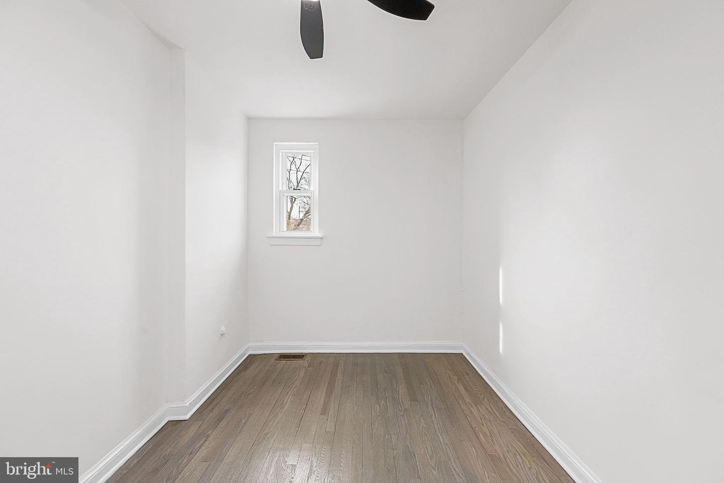 525 OAKWOOD ST SE, WASHINGTON, District Of Columbia 20032, 5 Bedrooms Bedrooms, ,3 BathroomsBathrooms,Residential,For sale,525 OAKWOOD ST SE,DCDC2243644 MLS # DCDC2243644