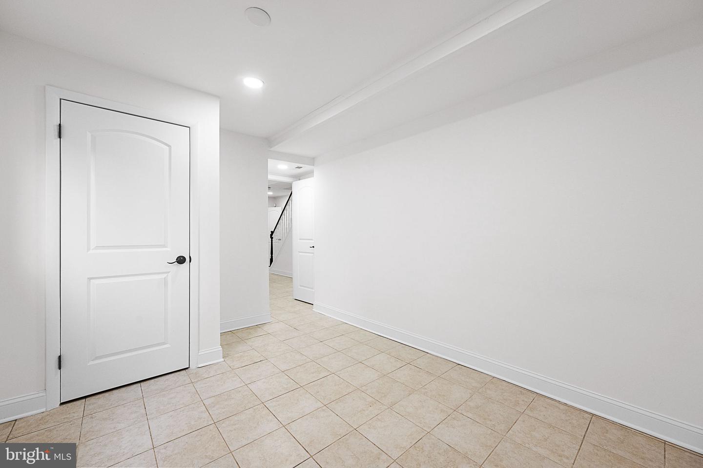 525 OAKWOOD ST SE, WASHINGTON, District Of Columbia 20032, 5 Bedrooms Bedrooms, ,3 BathroomsBathrooms,Residential,For sale,525 OAKWOOD ST SE,DCDC2243644 MLS # DCDC2243644