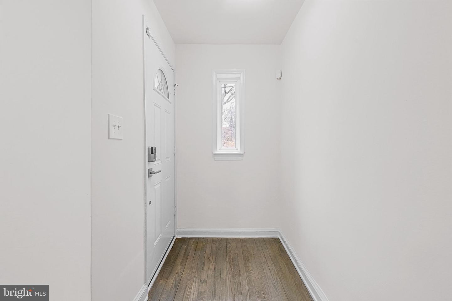 525 OAKWOOD ST SE, WASHINGTON, District Of Columbia 20032, 5 Bedrooms Bedrooms, ,3 BathroomsBathrooms,Residential,For sale,525 OAKWOOD ST SE,DCDC2243644 MLS # DCDC2243644