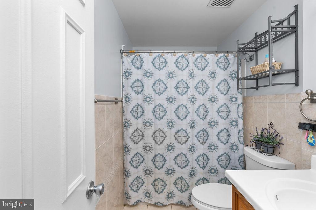 14516 AWBREY PATENT DR, CENTREVILLE, Virginia 20120, 3 Bedrooms Bedrooms, ,2 BathroomsBathrooms,Residential,For sale,14516 AWBREY PATENT DR,VAFX2287948 MLS # VAFX2287948