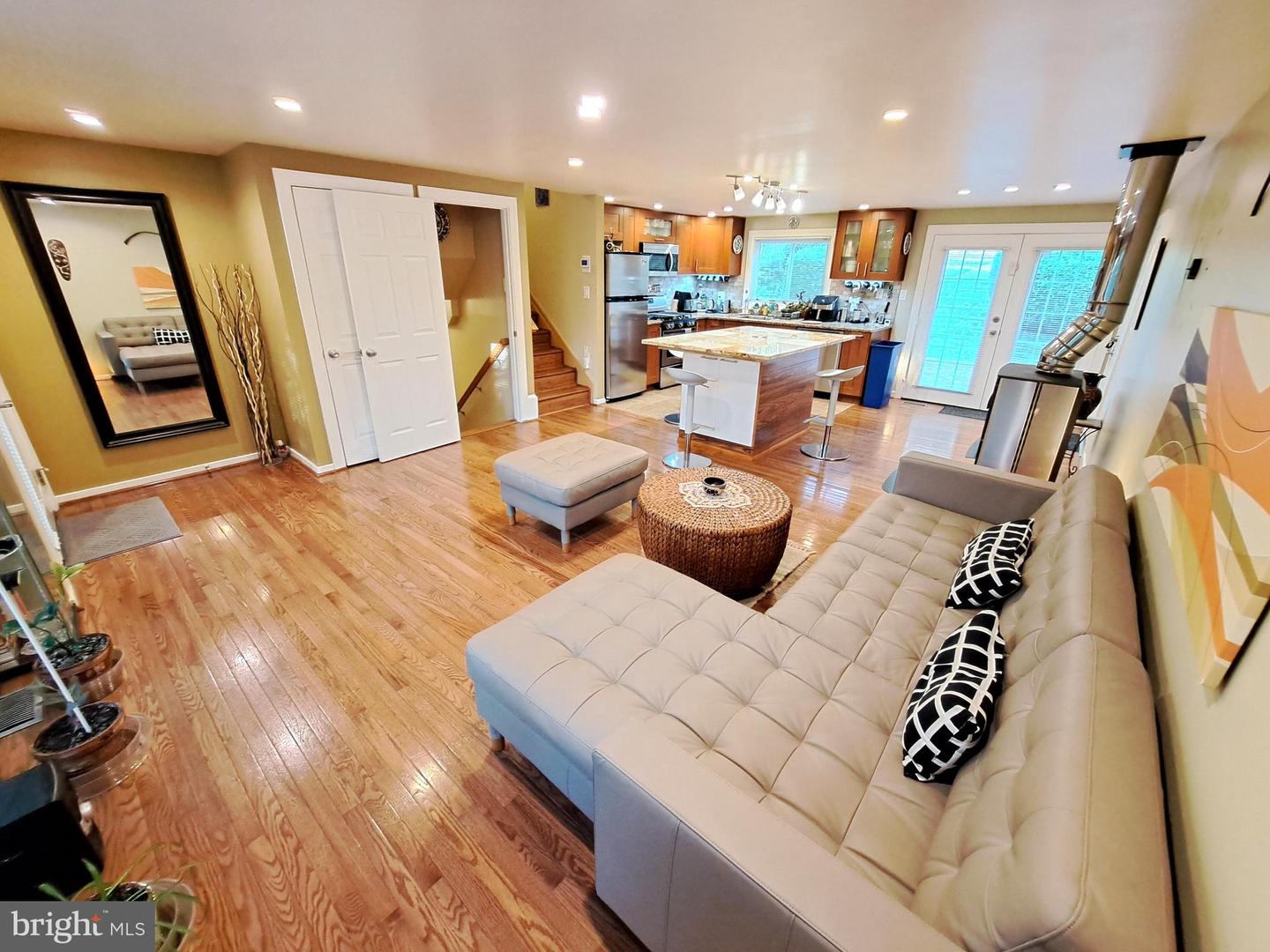 10929 HOWLAND DR, RESTON, Virginia 20191, 3 Bedrooms Bedrooms, ,3 BathroomsBathrooms,Residential,For sale,10929 HOWLAND DR,VAFX2288034 MLS # VAFX2288034 10929 HOWLAND DR, RESTON, Virginia 20191, 3 Bedrooms Bedrooms, ,3 BathroomsBathrooms,Residential,For sale,10929 HOWLAND DR,VAFX2288034 MLS # VAFX2288034