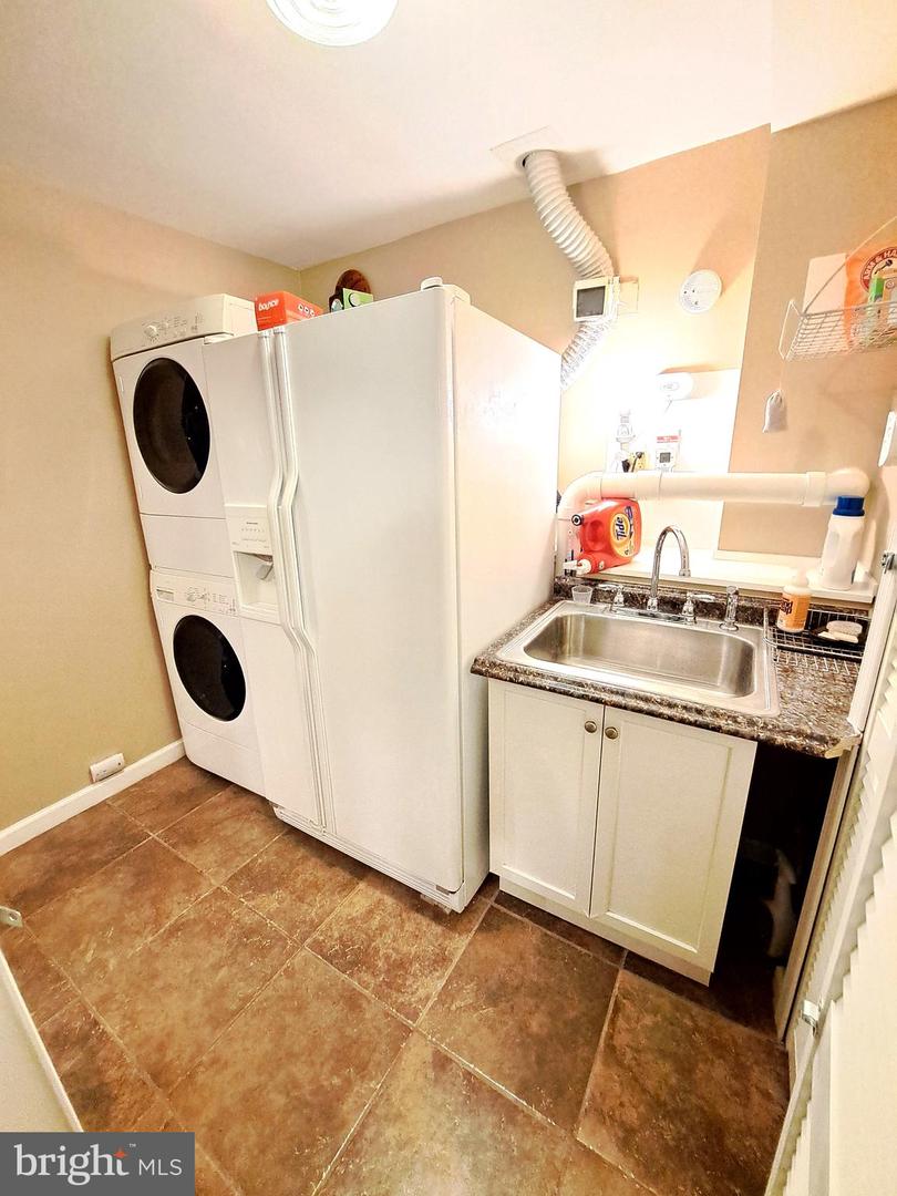 10929 HOWLAND DR, RESTON, Virginia 20191, 3 Bedrooms Bedrooms, ,3 BathroomsBathrooms,Residential,For sale,10929 HOWLAND DR,VAFX2288034 MLS # VAFX2288034 10929 HOWLAND DR, RESTON, Virginia 20191, 3 Bedrooms Bedrooms, ,3 BathroomsBathrooms,Residential,For sale,10929 HOWLAND DR,VAFX2288034 MLS # VAFX2288034