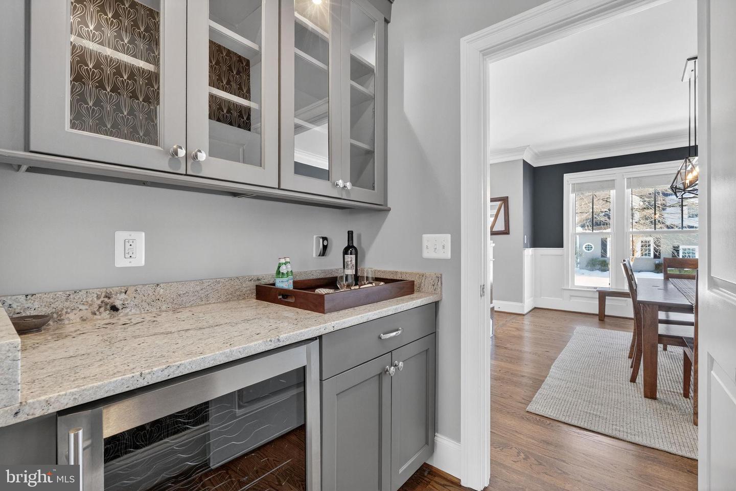 600 S MONROE ST, ARLINGTON, Virginia 22204, 5 Bedrooms Bedrooms, 18 Rooms Rooms,4 BathroomsBathrooms,Residential,For sale,600 S MONROE ST,VAAR2068278 MLS # VAAR2068278