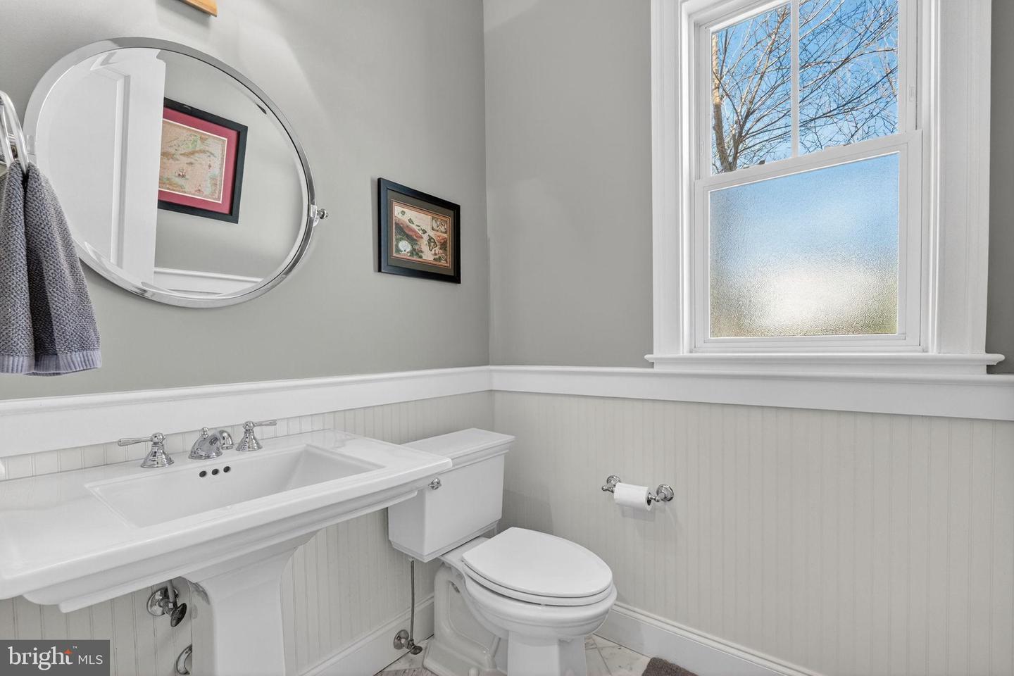 600 S MONROE ST, ARLINGTON, Virginia 22204, 5 Bedrooms Bedrooms, 18 Rooms Rooms,4 BathroomsBathrooms,Residential,For sale,600 S MONROE ST,VAAR2068278 MLS # VAAR2068278