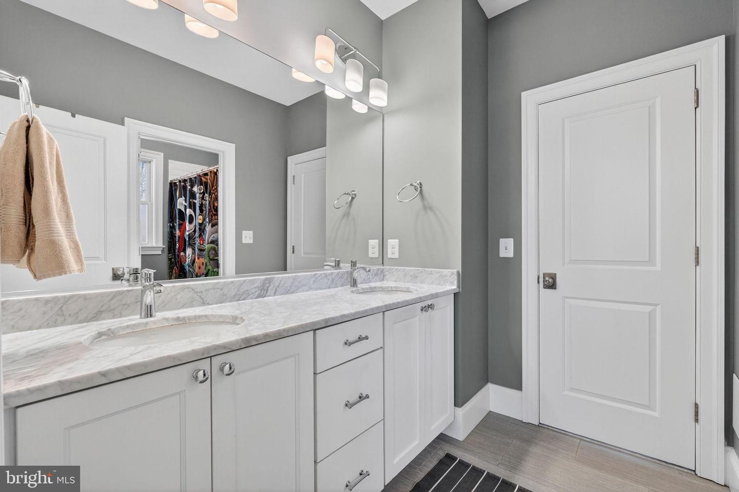 600 S MONROE ST, ARLINGTON, Virginia 22204, 5 Bedrooms Bedrooms, 18 Rooms Rooms,4 BathroomsBathrooms,Residential,For sale,600 S MONROE ST,VAAR2068278 MLS # VAAR2068278