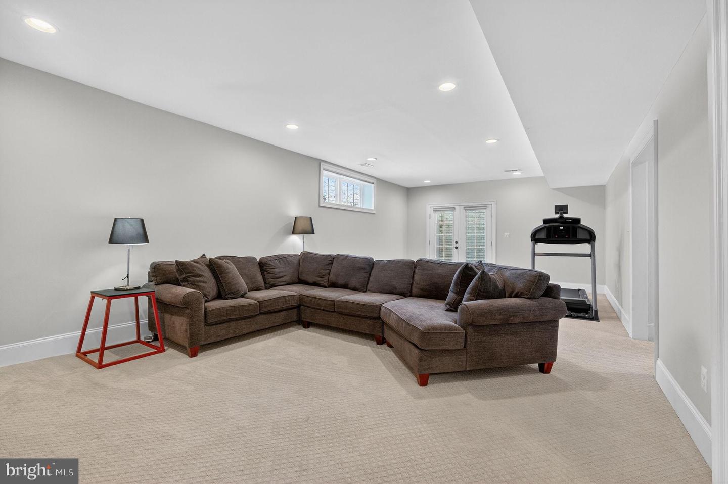 600 S MONROE ST, ARLINGTON, Virginia 22204, 5 Bedrooms Bedrooms, 18 Rooms Rooms,4 BathroomsBathrooms,Residential,For sale,600 S MONROE ST,VAAR2068278 MLS # VAAR2068278