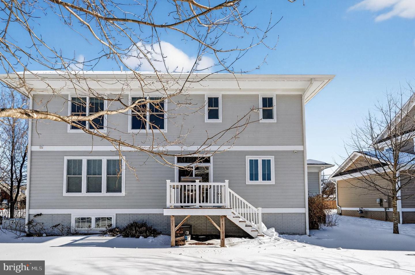 600 S MONROE ST, ARLINGTON, Virginia 22204, 5 Bedrooms Bedrooms, 18 Rooms Rooms,4 BathroomsBathrooms,Residential,For sale,600 S MONROE ST,VAAR2068278 MLS # VAAR2068278