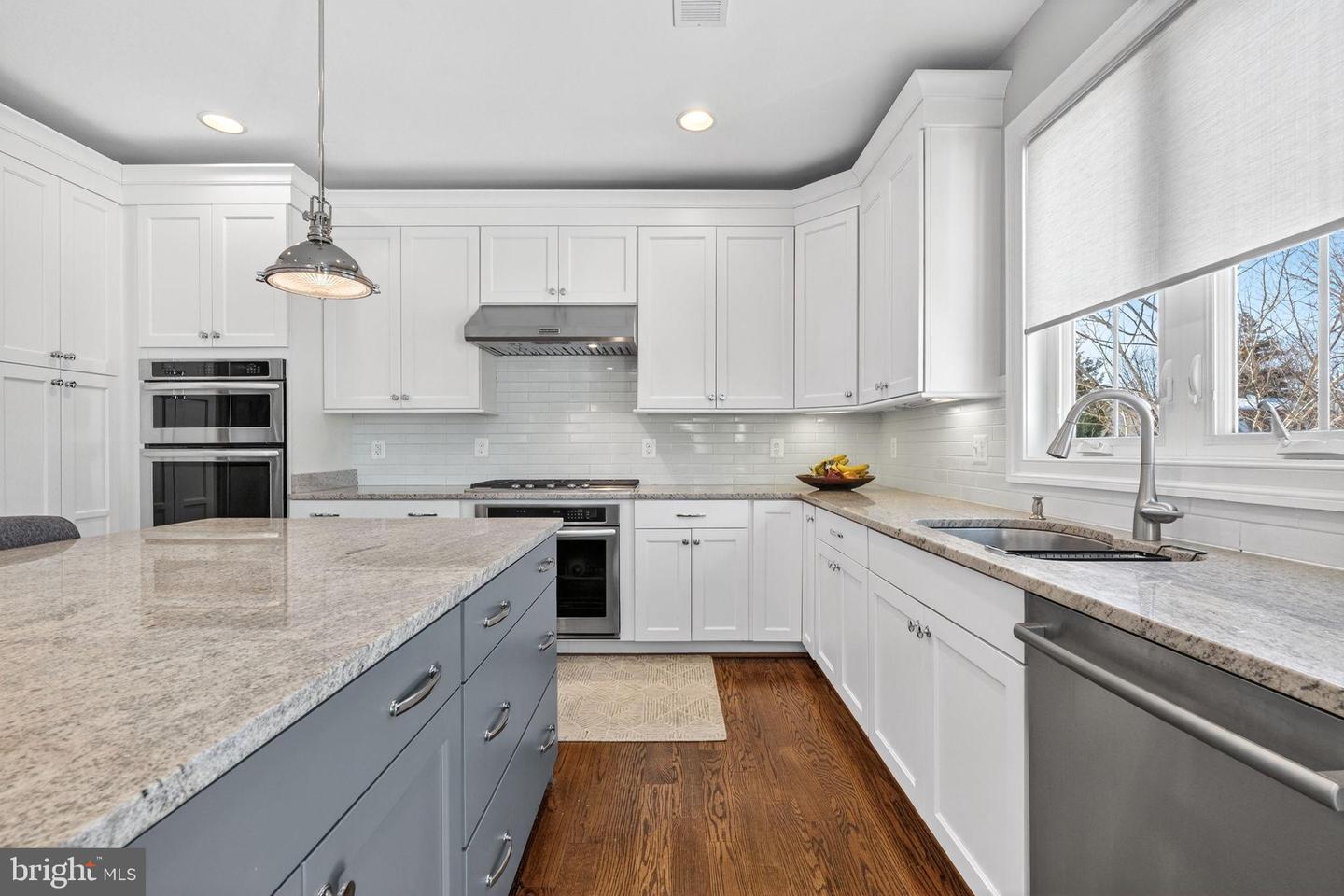 600 S MONROE ST, ARLINGTON, Virginia 22204, 5 Bedrooms Bedrooms, 18 Rooms Rooms,4 BathroomsBathrooms,Residential,For sale,600 S MONROE ST,VAAR2068278 MLS # VAAR2068278