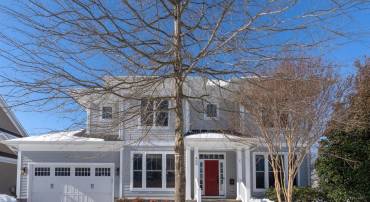 600 S MONROE ST, ARLINGTON, Virginia 22204, 5 Bedrooms Bedrooms, 18 Rooms Rooms,4 BathroomsBathrooms,Residential,For sale,600 S MONROE ST,VAAR2068278 MLS # VAAR2068278