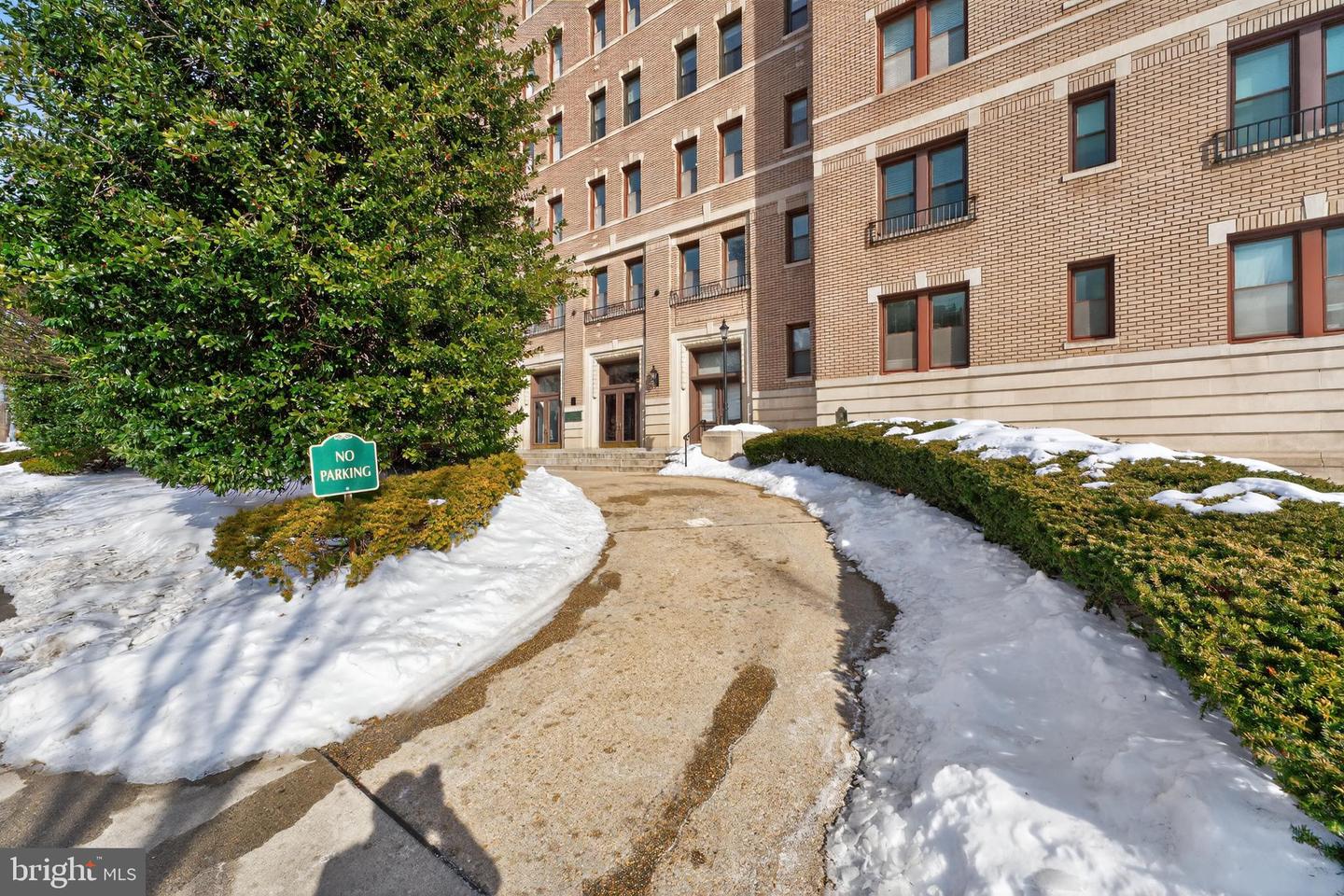 2001 16TH ST NW #307, WASHINGTON, District Of Columbia 20009, 1 Bedroom Bedrooms, ,1 BathroomBathrooms,Residential,For sale,2001 16TH ST NW #307,DCDC2243896 MLS # DCDC2243896