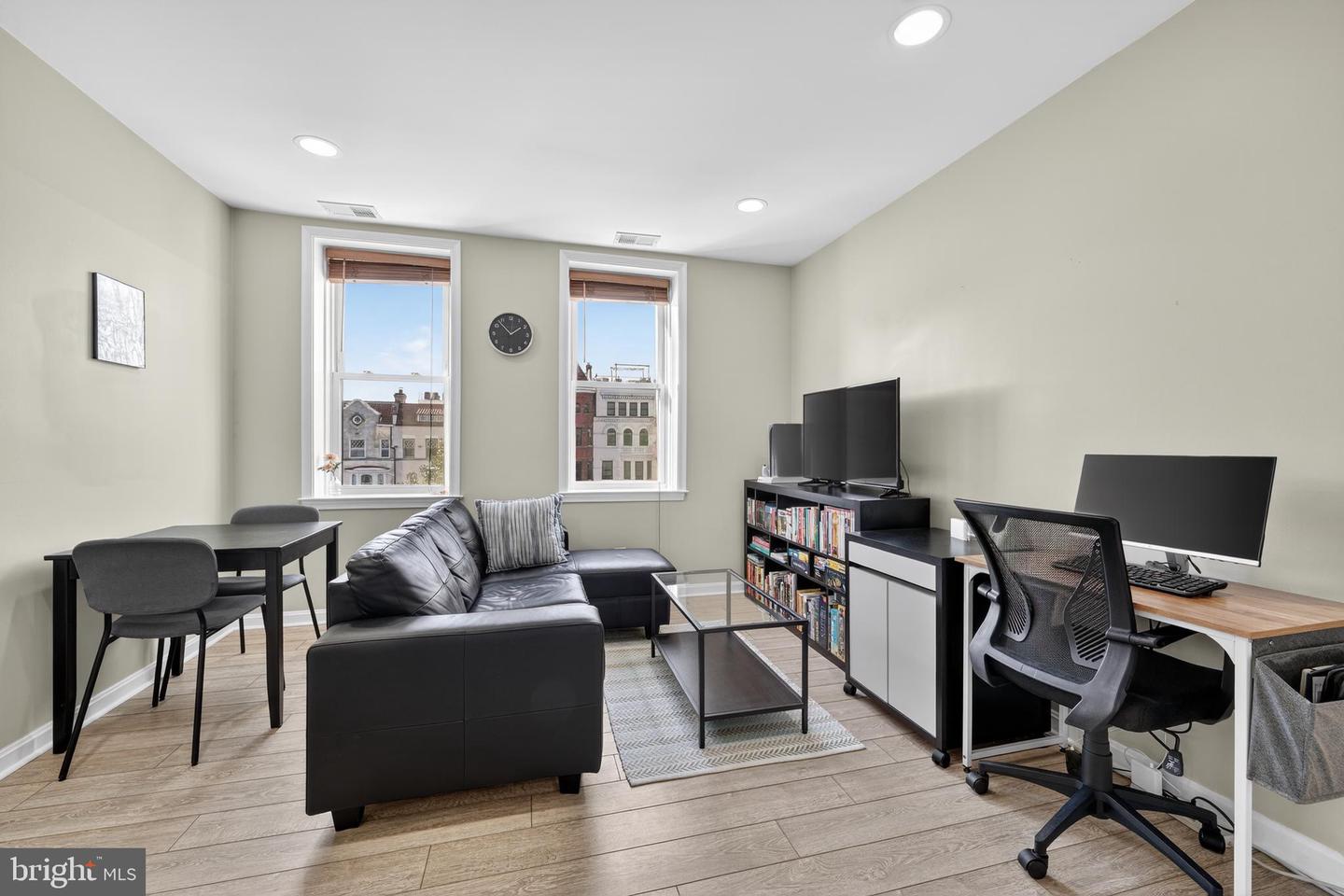 2001 16TH ST NW #307, WASHINGTON, District Of Columbia 20009, 1 Bedroom Bedrooms, ,1 BathroomBathrooms,Residential,For sale,2001 16TH ST NW #307,DCDC2243896 MLS # DCDC2243896