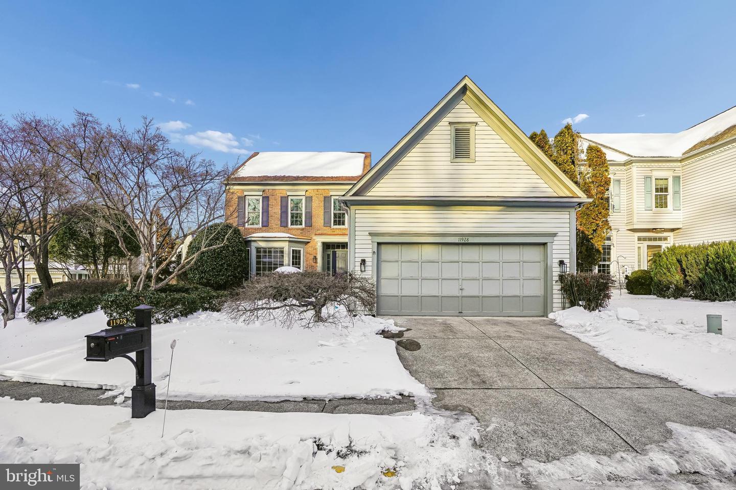 11928 PARKSIDE DR, FAIRFAX, Virginia 22033, 3 Bedrooms Bedrooms, ,3 BathroomsBathrooms,Residential,For sale,11928 PARKSIDE DR,VAFX2288216 MLS # VAFX2288216