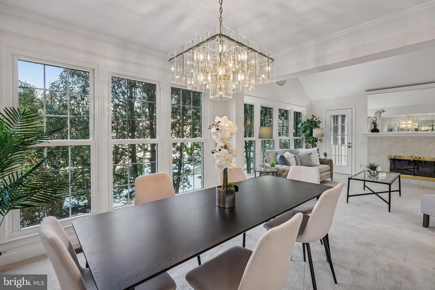 11928 PARKSIDE DR, FAIRFAX, Virginia 22033, 3 Bedrooms Bedrooms, ,3 BathroomsBathrooms,Residential,For sale,11928 PARKSIDE DR,VAFX2288216 MLS # VAFX2288216