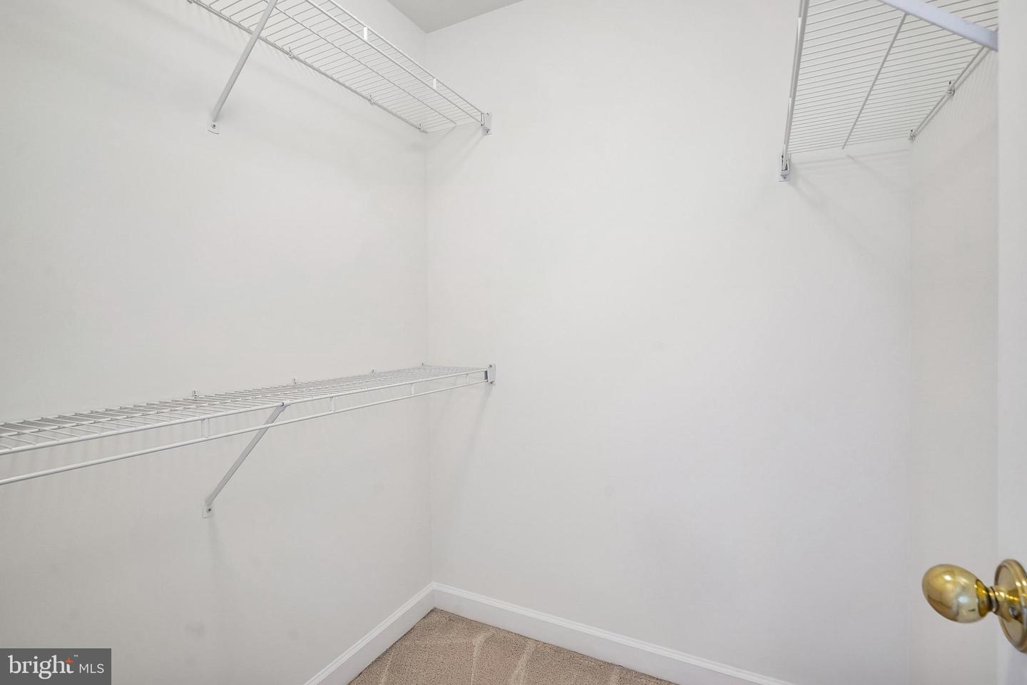 11928 PARKSIDE DR, FAIRFAX, Virginia 22033, 3 Bedrooms Bedrooms, ,3 BathroomsBathrooms,Residential,For sale,11928 PARKSIDE DR,VAFX2288216 MLS # VAFX2288216