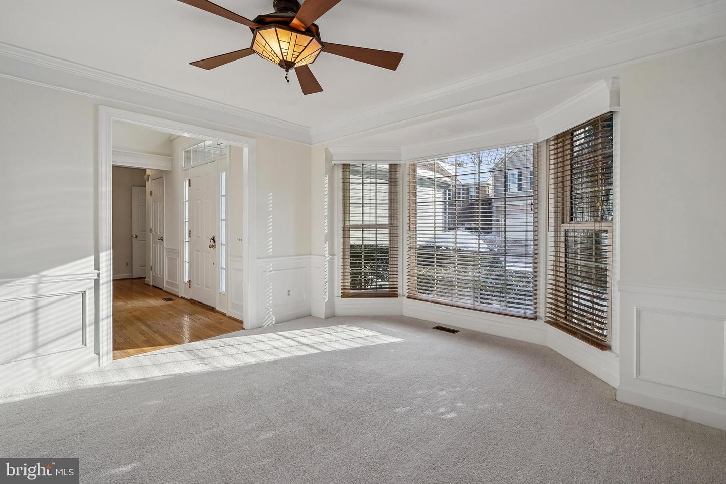 11928 PARKSIDE DR, FAIRFAX, Virginia 22033, 3 Bedrooms Bedrooms, ,3 BathroomsBathrooms,Residential,For sale,11928 PARKSIDE DR,VAFX2288216 MLS # VAFX2288216