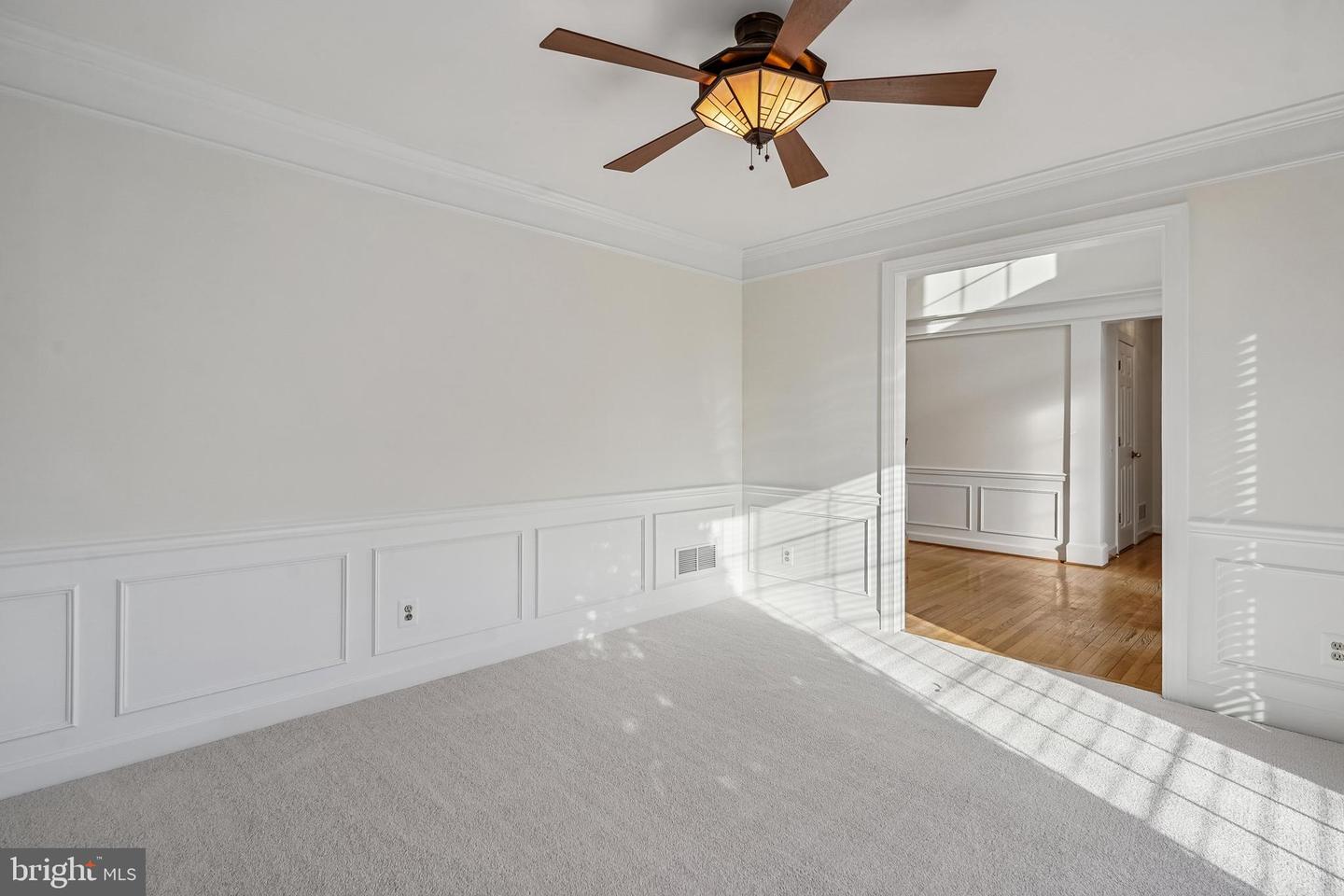 11928 PARKSIDE DR, FAIRFAX, Virginia 22033, 3 Bedrooms Bedrooms, ,3 BathroomsBathrooms,Residential,For sale,11928 PARKSIDE DR,VAFX2288216 MLS # VAFX2288216