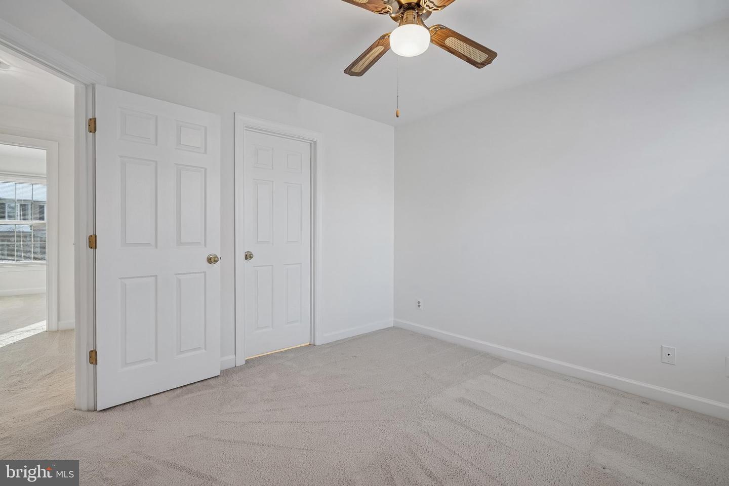 11928 PARKSIDE DR, FAIRFAX, Virginia 22033, 3 Bedrooms Bedrooms, ,3 BathroomsBathrooms,Residential,For sale,11928 PARKSIDE DR,VAFX2288216 MLS # VAFX2288216