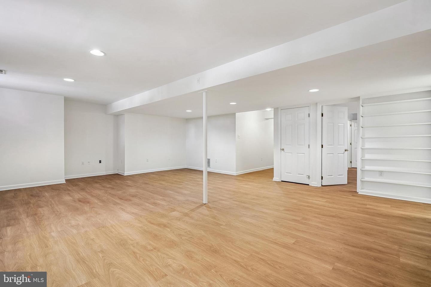 11928 PARKSIDE DR, FAIRFAX, Virginia 22033, 3 Bedrooms Bedrooms, ,3 BathroomsBathrooms,Residential,For sale,11928 PARKSIDE DR,VAFX2288216 MLS # VAFX2288216