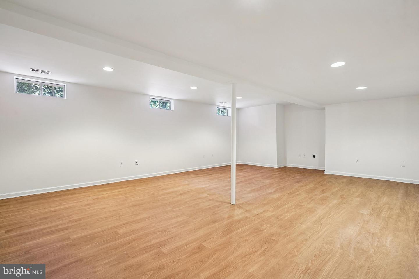 11928 PARKSIDE DR, FAIRFAX, Virginia 22033, 3 Bedrooms Bedrooms, ,3 BathroomsBathrooms,Residential,For sale,11928 PARKSIDE DR,VAFX2288216 MLS # VAFX2288216