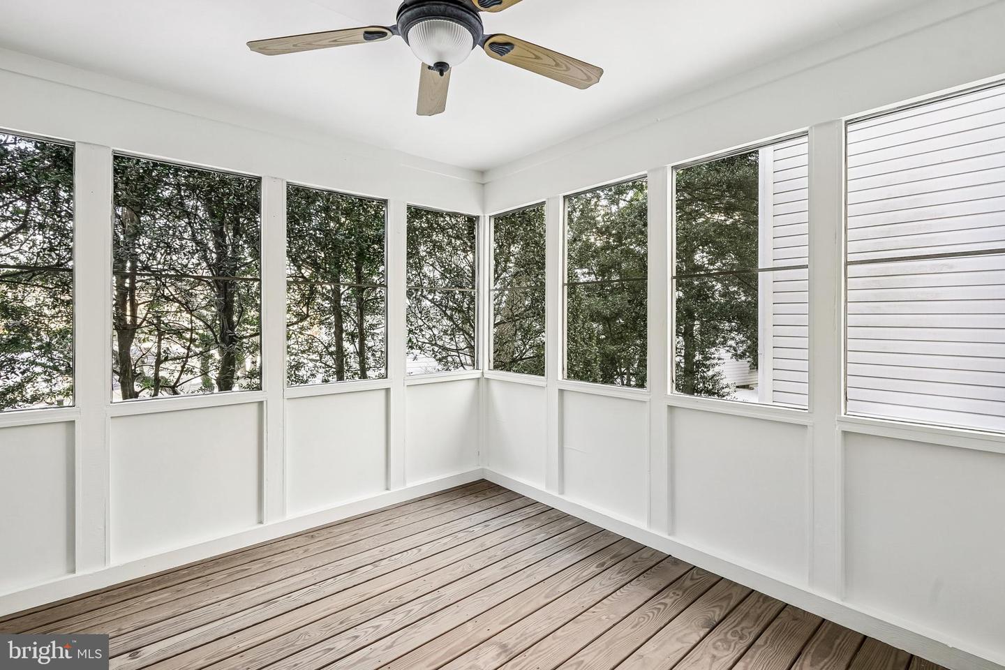 11928 PARKSIDE DR, FAIRFAX, Virginia 22033, 3 Bedrooms Bedrooms, ,3 BathroomsBathrooms,Residential,For sale,11928 PARKSIDE DR,VAFX2288216 MLS # VAFX2288216