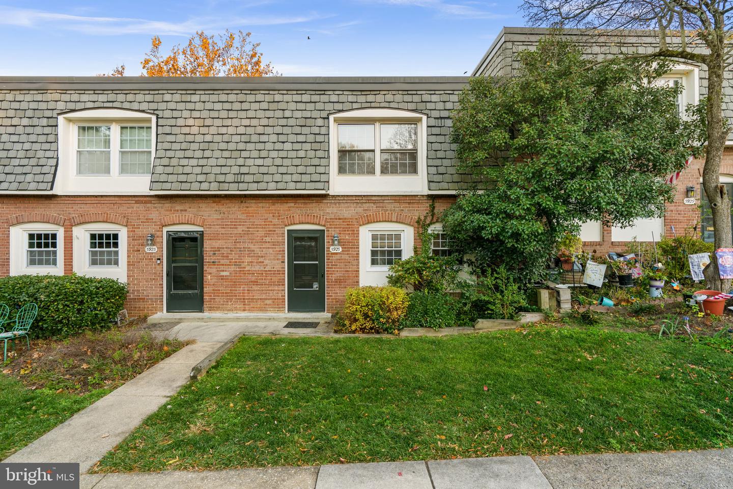 5927 BAYSHIRE RD, SPRINGFIELD, Virginia 22152, 3 Bedrooms Bedrooms, ,2 BathroomsBathrooms,Residential,For sale,5927 BAYSHIRE RD,VAFX2288282 MLS # VAFX2288282