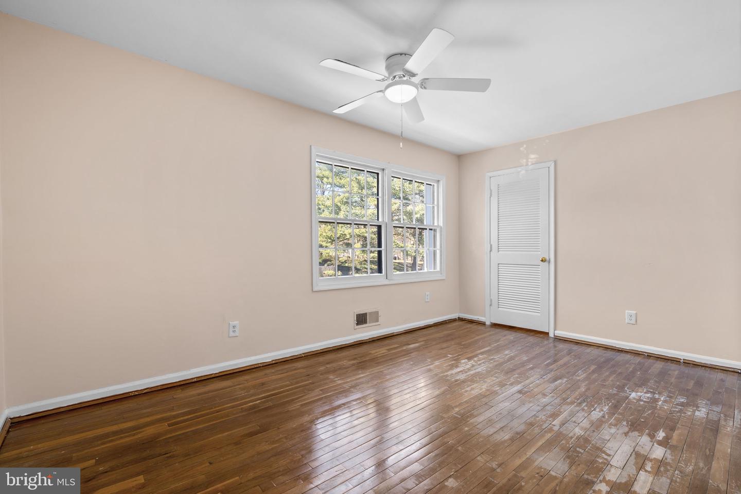 5927 BAYSHIRE RD, SPRINGFIELD, Virginia 22152, 3 Bedrooms Bedrooms, ,2 BathroomsBathrooms,Residential,For sale,5927 BAYSHIRE RD,VAFX2288282 MLS # VAFX2288282