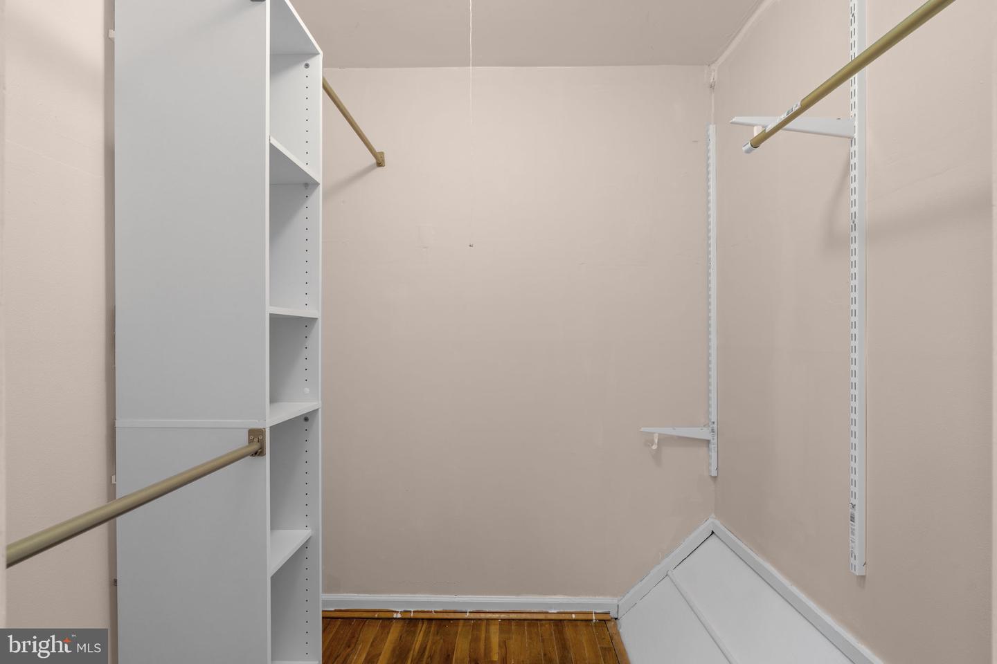 5927 BAYSHIRE RD, SPRINGFIELD, Virginia 22152, 3 Bedrooms Bedrooms, ,2 BathroomsBathrooms,Residential,For sale,5927 BAYSHIRE RD,VAFX2288282 MLS # VAFX2288282