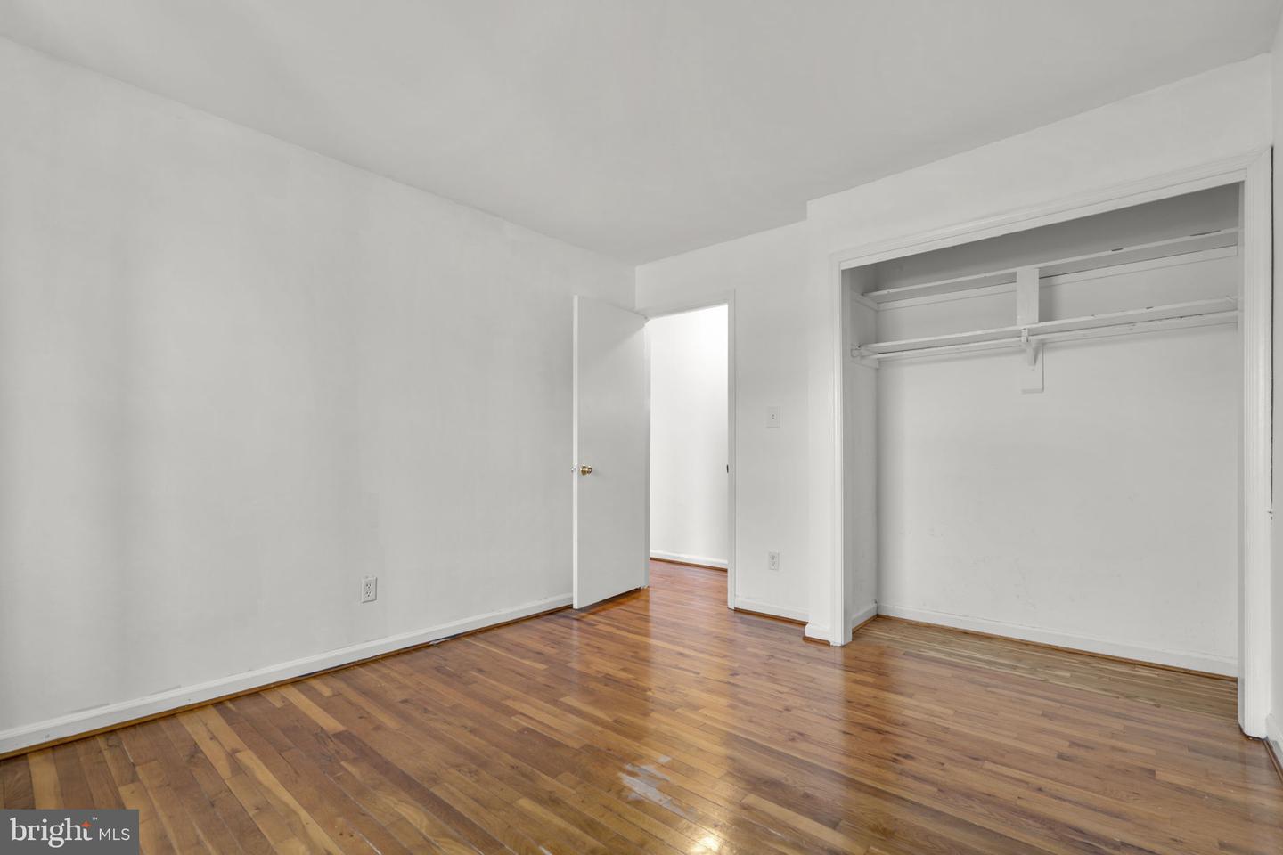 5927 BAYSHIRE RD, SPRINGFIELD, Virginia 22152, 3 Bedrooms Bedrooms, ,2 BathroomsBathrooms,Residential,For sale,5927 BAYSHIRE RD,VAFX2288282 MLS # VAFX2288282