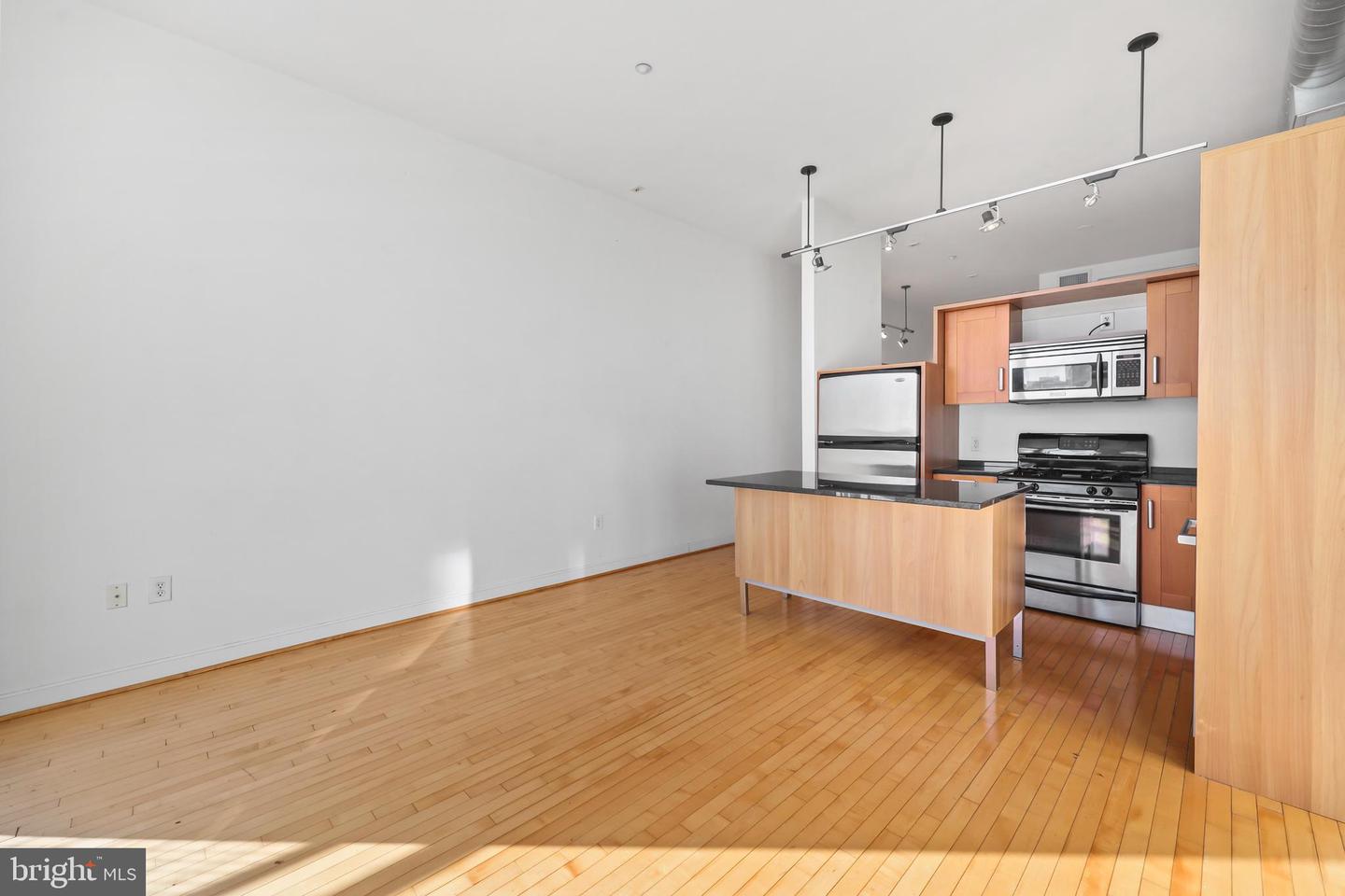 1390 V ST NW #307, WASHINGTON, District Of Columbia 20009, 1 Bedroom Bedrooms, ,1 BathroomBathrooms,Residential,For sale,1390 V ST NW #307,DCDC2244018 MLS # DCDC2244018