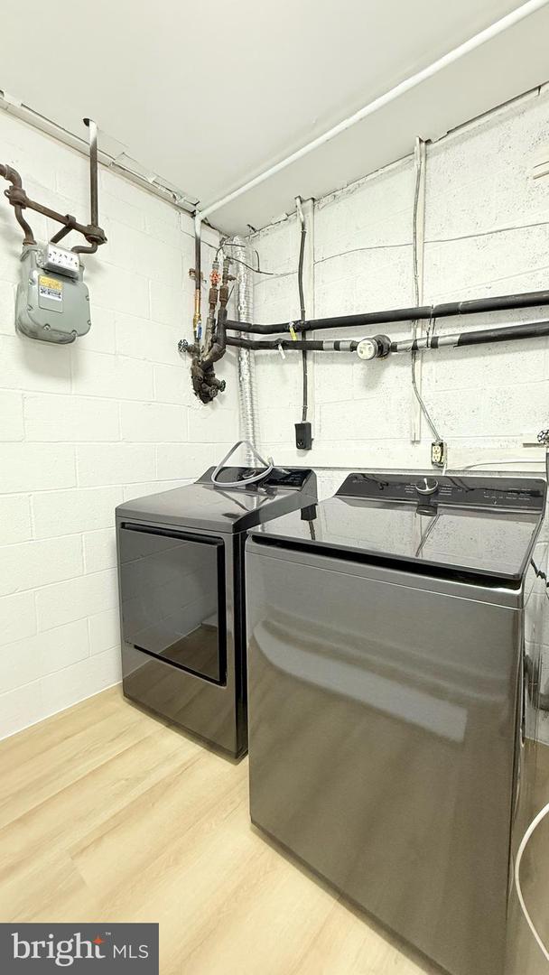 1765 WAINWRIGHT DR, RESTON, Virginia 20190, 4 Bedrooms Bedrooms, ,3 BathroomsBathrooms,Residential,For sale,1765 WAINWRIGHT DR,VAFX2288396 MLS # VAFX2288396