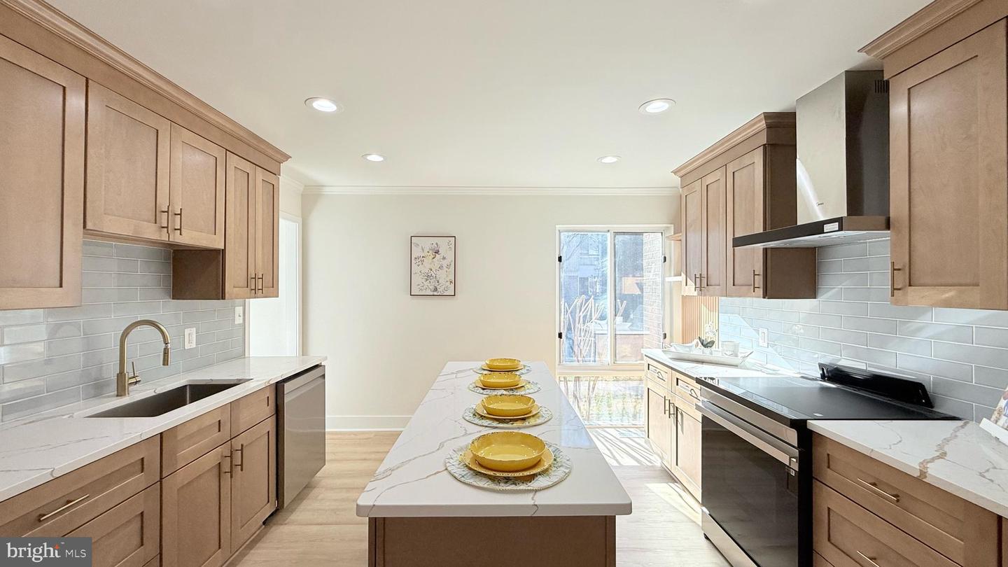 1765 WAINWRIGHT DR, RESTON, Virginia 20190, 4 Bedrooms Bedrooms, ,3 BathroomsBathrooms,Residential,For sale,1765 WAINWRIGHT DR,VAFX2288396 MLS # VAFX2288396