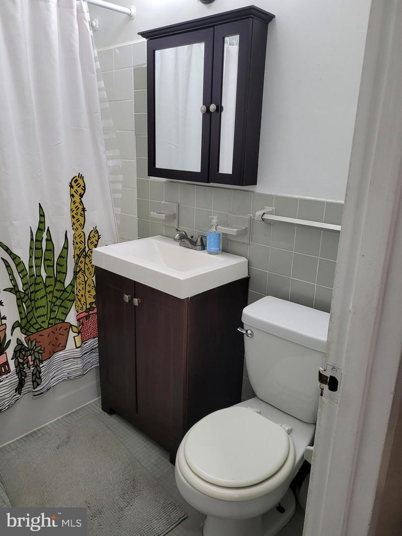 1121 ARLINGTON BLVD #624, ARLINGTON, Virginia 22209, ,1 BathroomBathrooms,Residential,For sale,1121 ARLINGTON BLVD #624,VAAR2068348 MLS # VAAR2068348