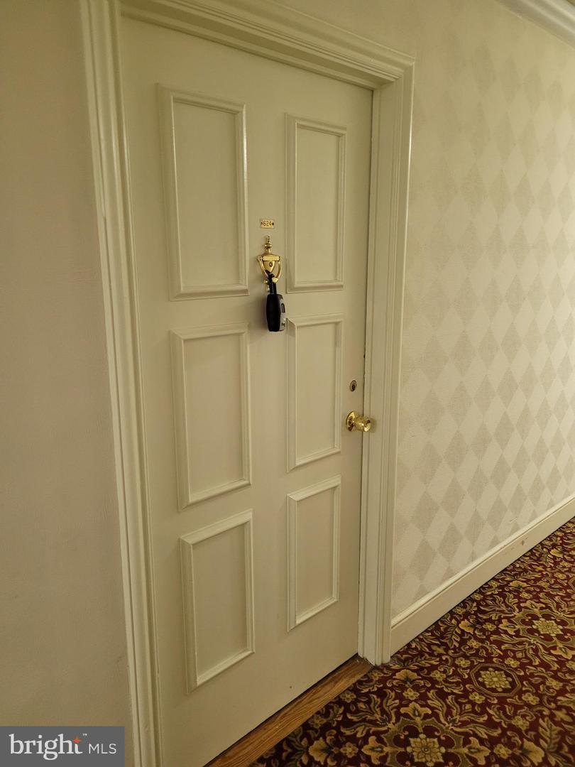 1121 ARLINGTON BLVD #624, ARLINGTON, Virginia 22209, ,1 BathroomBathrooms,Residential,For sale,1121 ARLINGTON BLVD #624,VAAR2068348 MLS # VAAR2068348