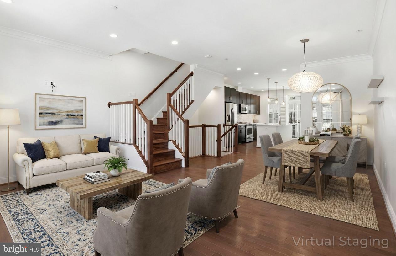 829 N WAKEFIELD ST, ARLINGTON, Virginia 22203, 3 Bedrooms Bedrooms, ,3 BathroomsBathrooms,Residential,For sale,829 N WAKEFIELD ST,VAAR2068354 MLS # VAAR2068354