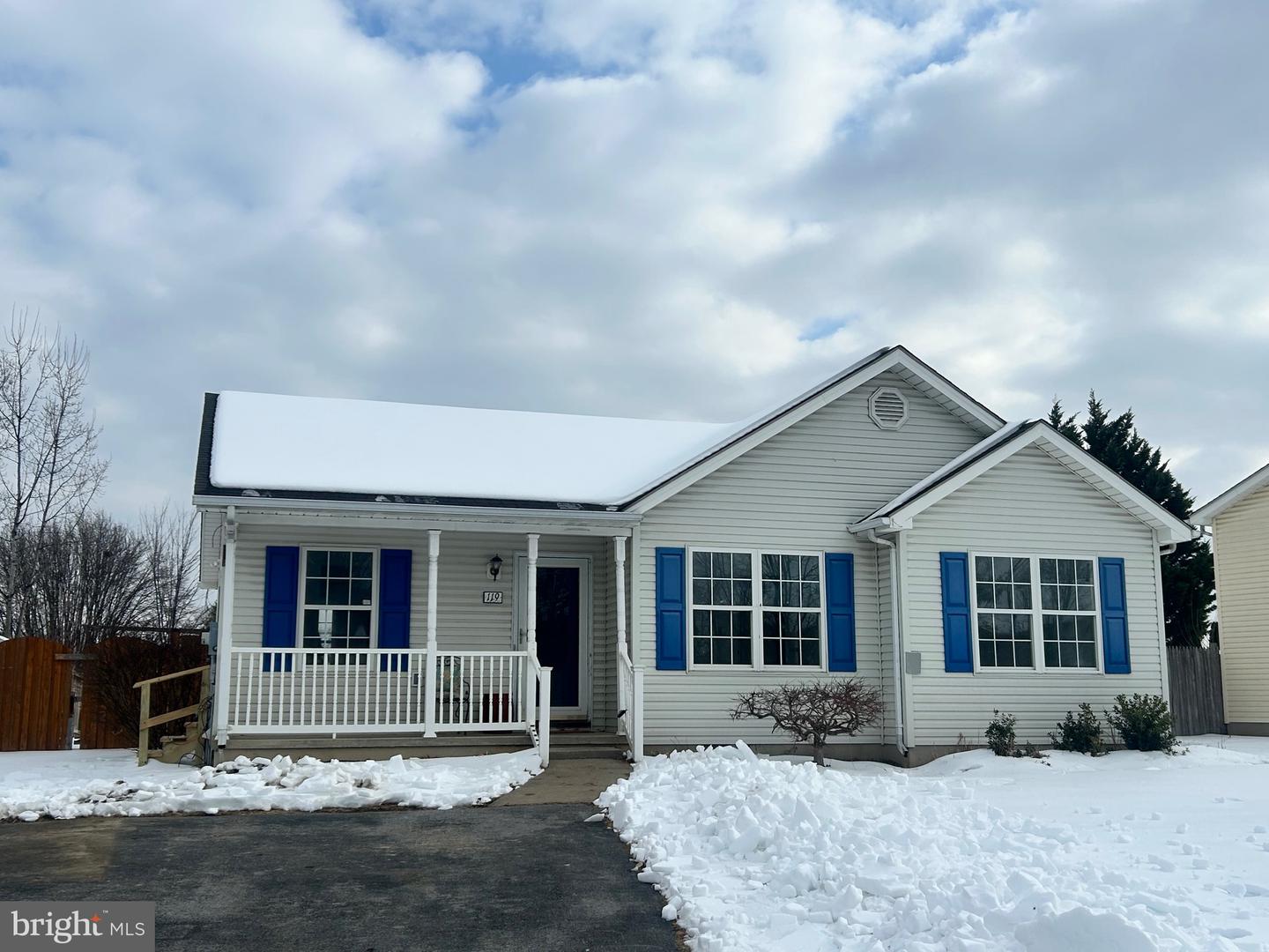 119 BUCHANNAN DR, STEPHENS CITY, Virginia 22655, 3 Bedrooms Bedrooms, ,2 BathroomsBathrooms,Residential,For sale,119 BUCHANNAN DR,VAFV2039328 MLS # VAFV2039328