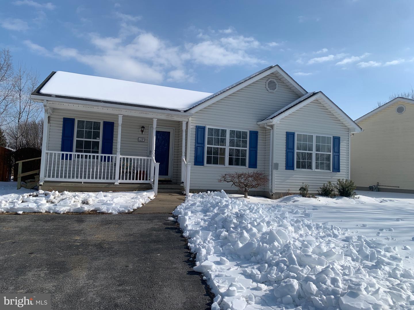 119 BUCHANNAN DR, STEPHENS CITY, Virginia 22655, 3 Bedrooms Bedrooms, ,2 BathroomsBathrooms,Residential,For sale,119 BUCHANNAN DR,VAFV2039328 MLS # VAFV2039328