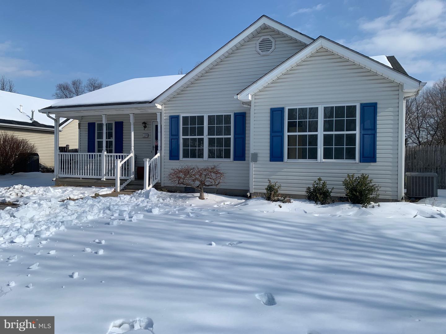 119 BUCHANNAN DR, STEPHENS CITY, Virginia 22655, 3 Bedrooms Bedrooms, ,2 BathroomsBathrooms,Residential,For sale,119 BUCHANNAN DR,VAFV2039328 MLS # VAFV2039328