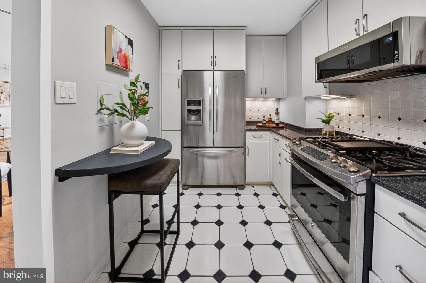 3001 VEAZEY TER NW #612, WASHINGTON, District Of Columbia 20008, 1 Bedroom Bedrooms, ,1 BathroomBathrooms,Residential,For sale,3001 VEAZEY TER NW #612,DCDC2244216 MLS # DCDC2244216