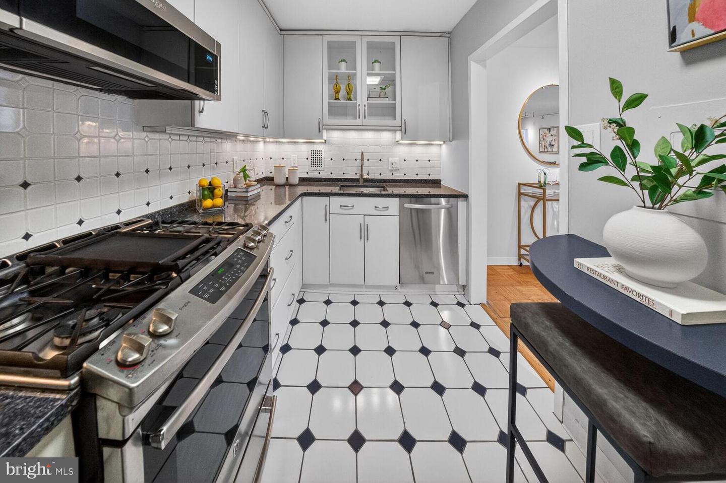 3001 VEAZEY TER NW #612, WASHINGTON, District Of Columbia 20008, 1 Bedroom Bedrooms, ,1 BathroomBathrooms,Residential,For sale,3001 VEAZEY TER NW #612,DCDC2244216 MLS # DCDC2244216