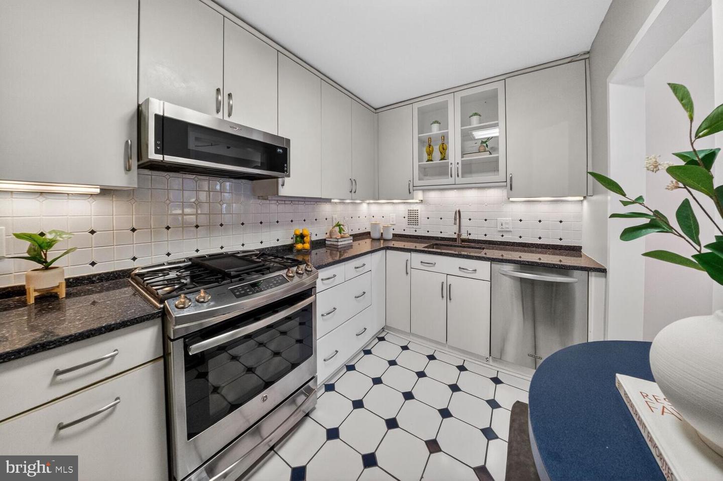 3001 VEAZEY TER NW #612, WASHINGTON, District Of Columbia 20008, 1 Bedroom Bedrooms, ,1 BathroomBathrooms,Residential,For sale,3001 VEAZEY TER NW #612,DCDC2244216 MLS # DCDC2244216