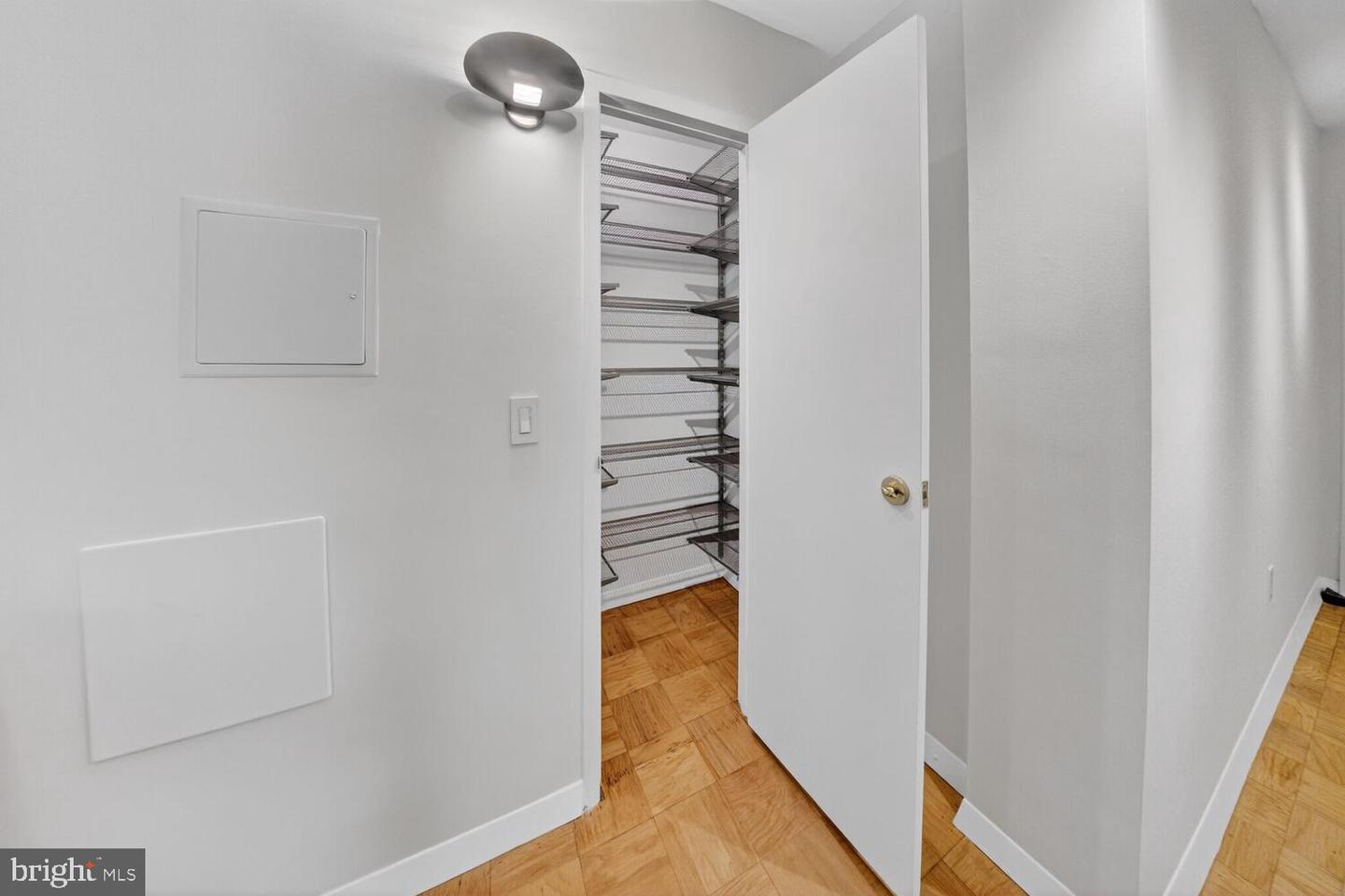 3001 VEAZEY TER NW #612, WASHINGTON, District Of Columbia 20008, 1 Bedroom Bedrooms, ,1 BathroomBathrooms,Residential,For sale,3001 VEAZEY TER NW #612,DCDC2244216 MLS # DCDC2244216