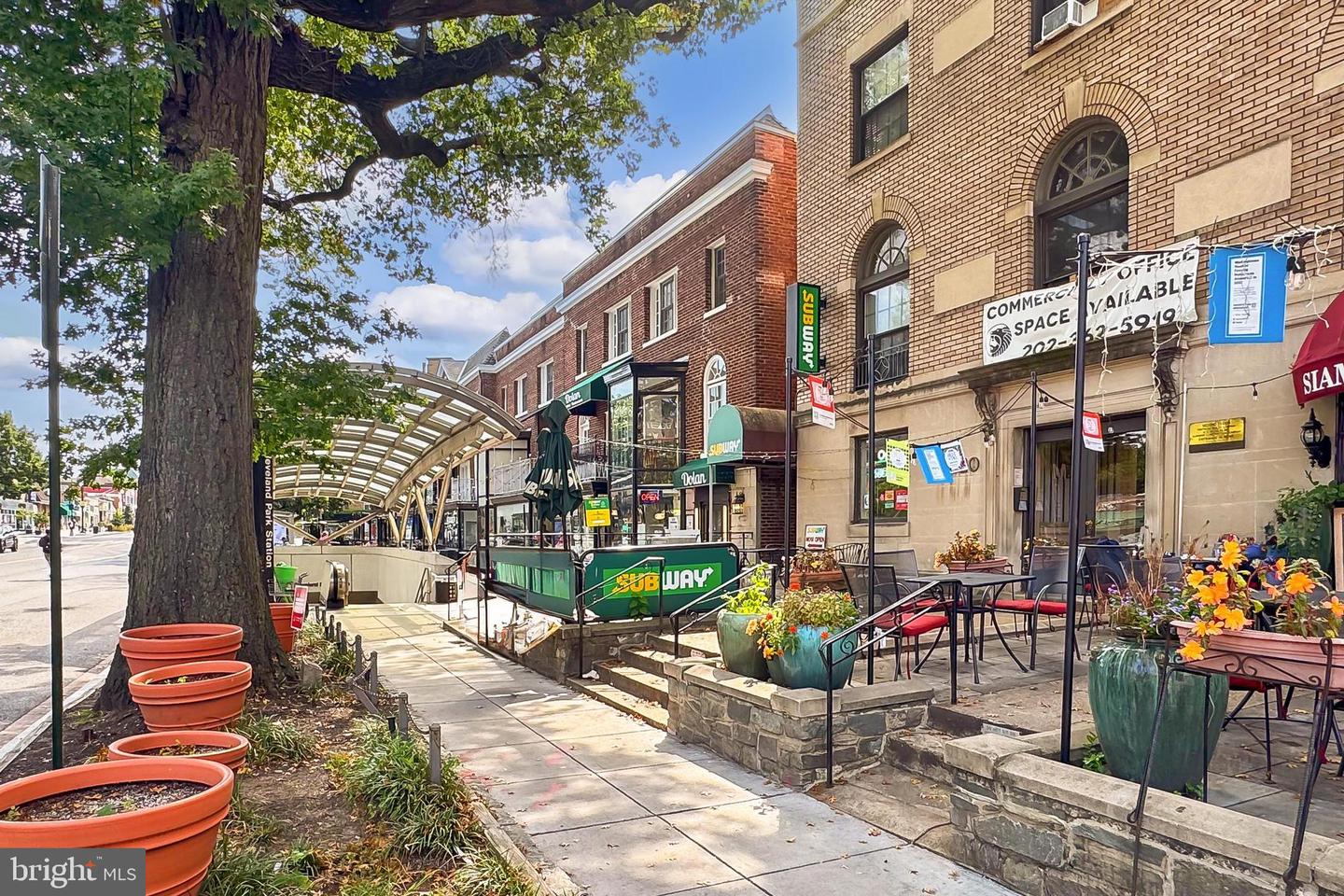 3600 CONNECTICUT AVE NW #105, WASHINGTON, District Of Columbia 20008, 3 Rooms Rooms,1 BathroomBathrooms,Residential,For sale,3600 CONNECTICUT AVE NW #105,DCDC2244222 MLS # DCDC2244222