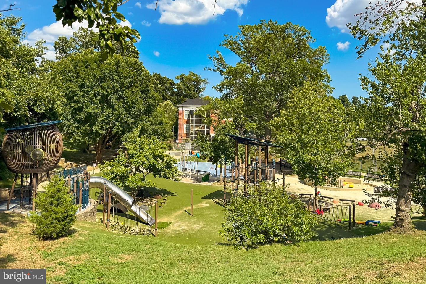 3600 CONNECTICUT AVE NW #105, WASHINGTON, District Of Columbia 20008, 3 Rooms Rooms,1 BathroomBathrooms,Residential,For sale,3600 CONNECTICUT AVE NW #105,DCDC2244222 MLS # DCDC2244222