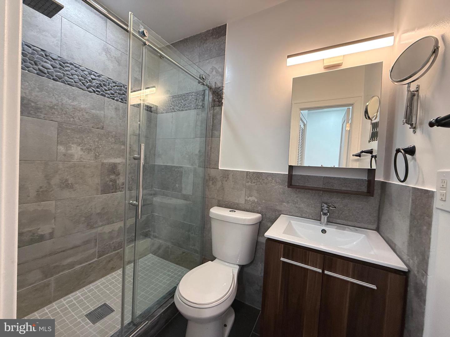 1113 HOLBROOK TER NE, WASHINGTON, District Of Columbia 20002, 2 Bedrooms Bedrooms, 8 Rooms Rooms,1 BathroomBathrooms,Residential,For sale,1113 HOLBROOK TER NE,DCDC2244224 MLS # DCDC2244224